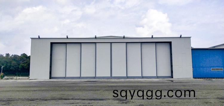 1654069591947082.jpg 馬爾代伕機庫大(da)門.jpg